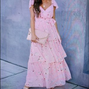 Vici cap sleeve floral maxi dress